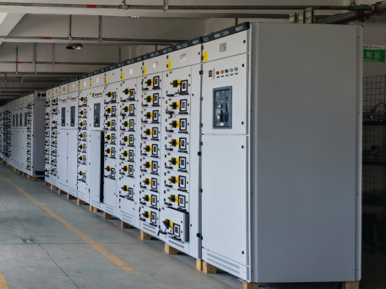 开关柜上的就地和远方指什么?